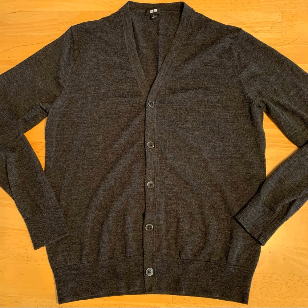 Uniqlo Sz M Mens Charcoal Black Cardigan Sweater